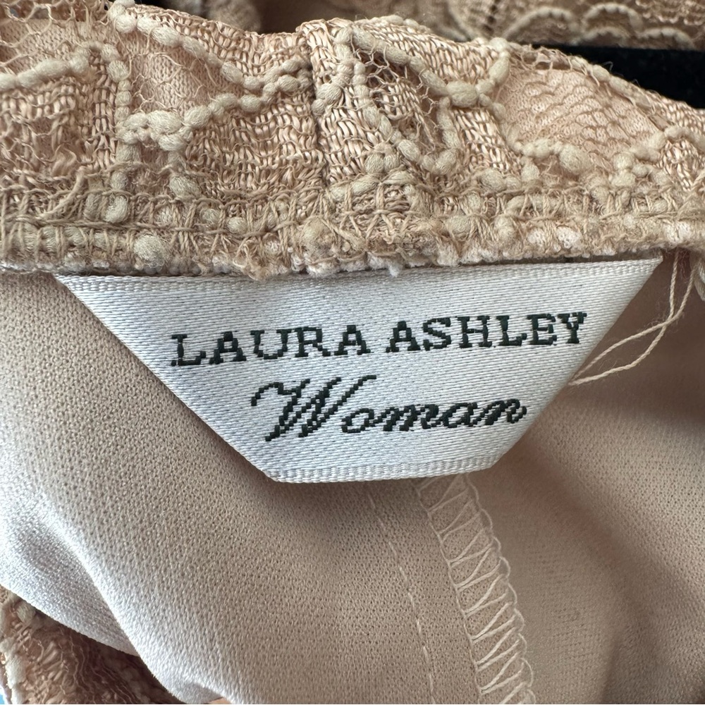 Vintage Laura Ashley Elegant Lace Tan Skirt Girly, Feminine Cottage core 0022 - Picture 9 of 14